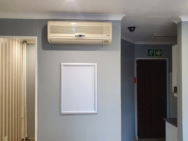 Prime Retail / Office Space (120m2) to let - Estcourt Avenue, Wierda Park, Centurion - Photo 10