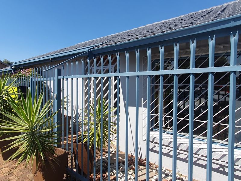 Prime Retail / Office Space (120m2) to let - Estcourt Avenue, Wierda Park, Centurion - Photo 6