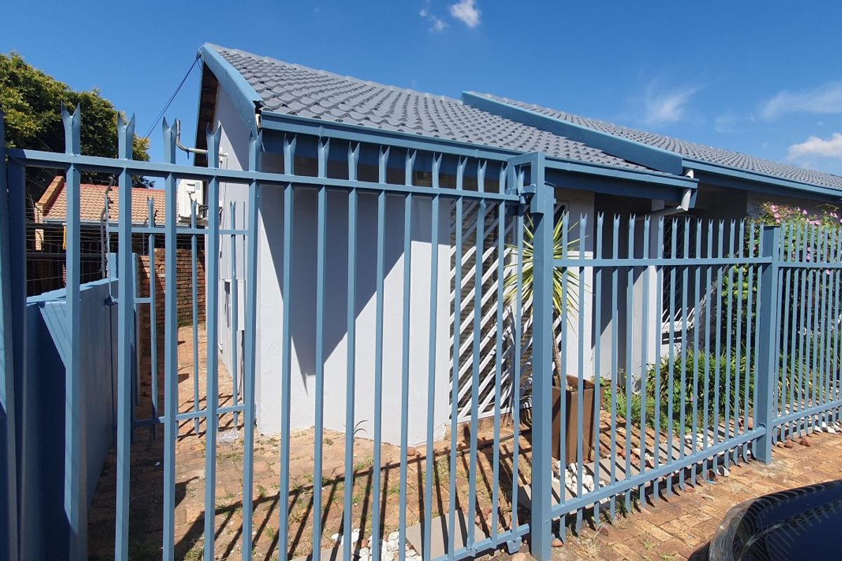 Prime Retail / Office Space (120m2) to let - Estcourt Avenue, Wierda Park, Centurion - Photo 4