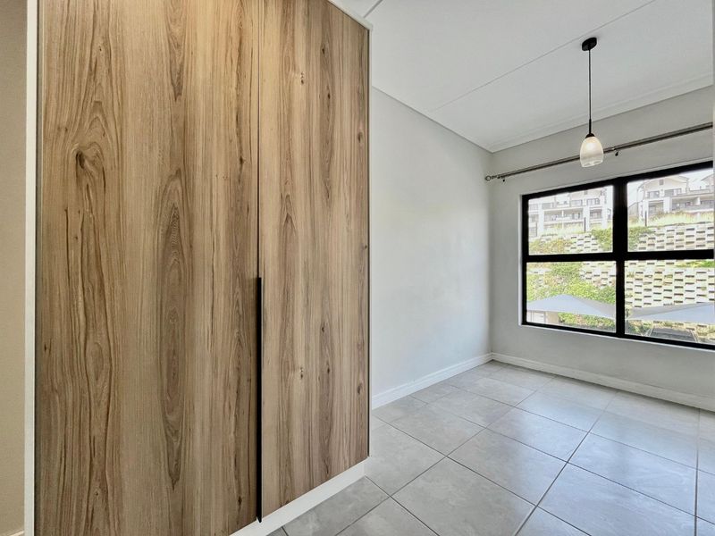 Ground Floor Luxury Living 3 Bedroom, 2 Bathroom Apartment in Munyaka Lifestyle Estate - Photo 4