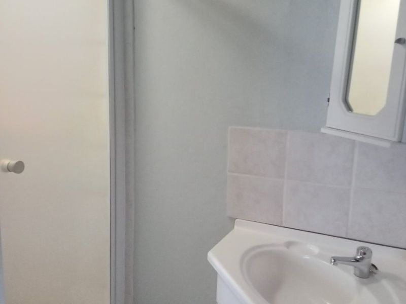 Fully Furnished Unit Perfect for Single Professional or Couple only- Silverdale Road, Chasevalley, Pietermartitzburg - Photo 10