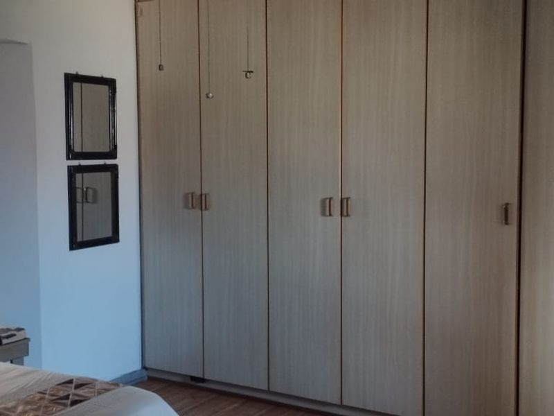 A Charming Family Home in Noorsekloof  - Photo 10