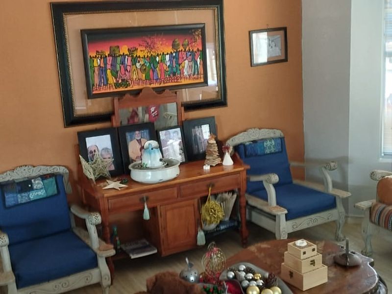 Charming 4-Bed Home in Noorsekloof with Solar Power - Photo 9