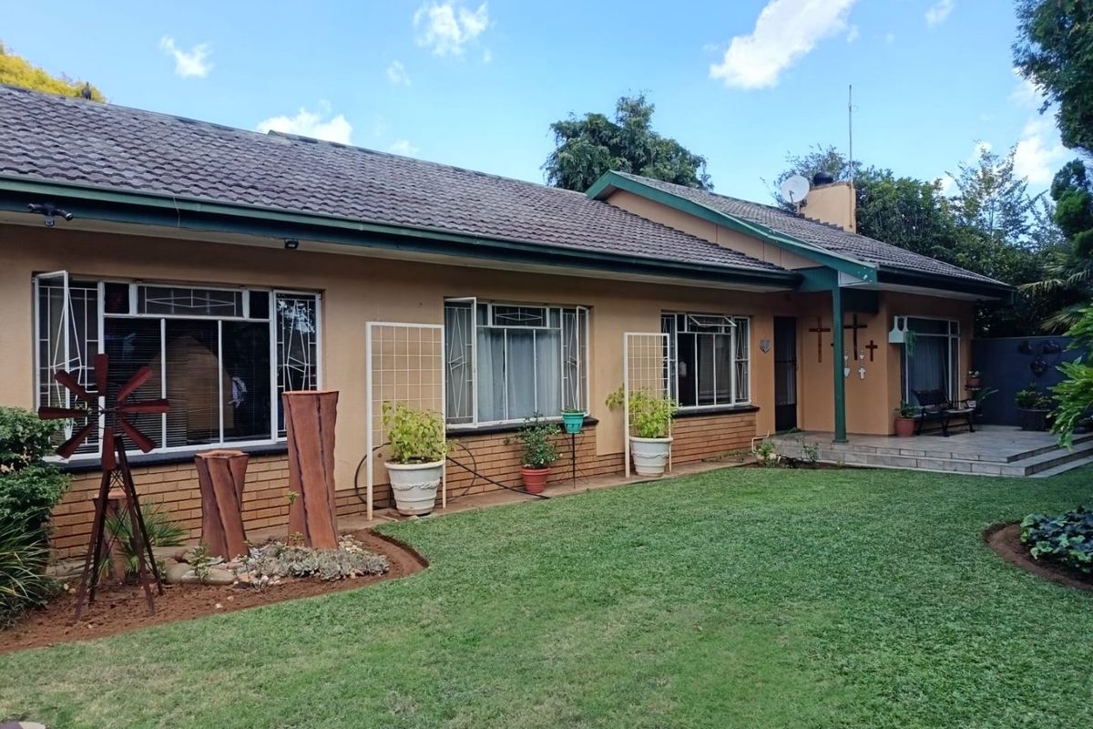 4 Bedroom house for sale in Stilfontein - Photo 4