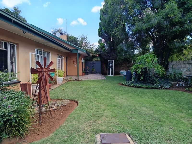 4 Bedroom house for sale in Stilfontein - Photo 9