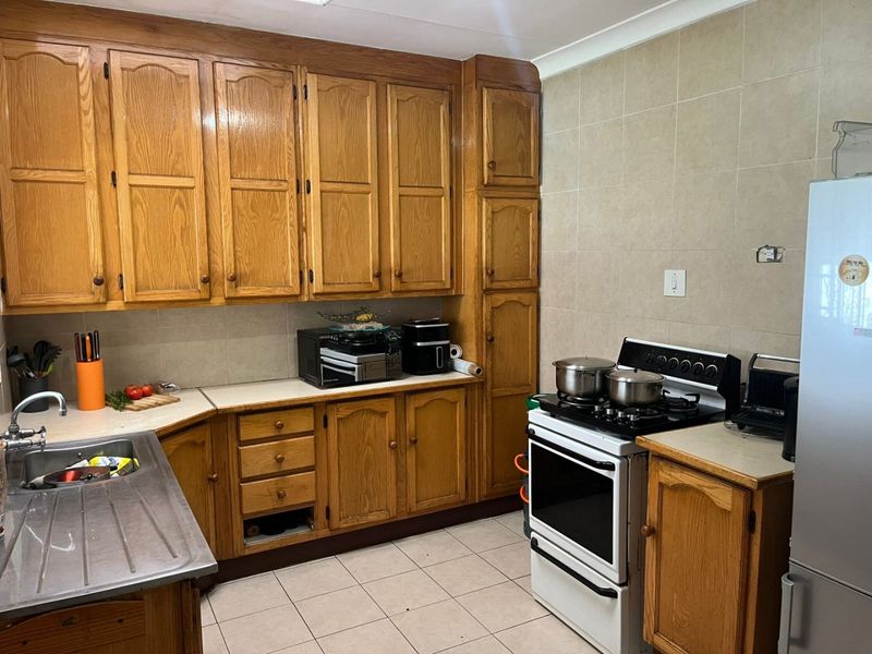 3 BEDROOM FAMILY HOME FOR RENT  - Photo 6