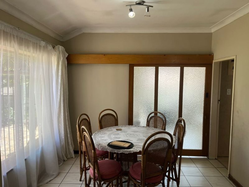 3 BEDROOM FAMILY HOME FOR RENT  - Photo 2