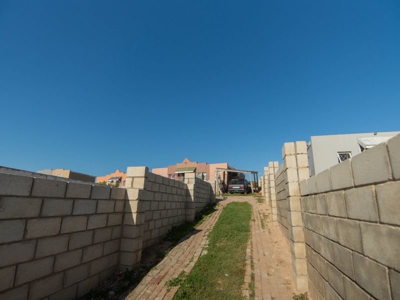 3 bedroom home in algoa park - Photo 6