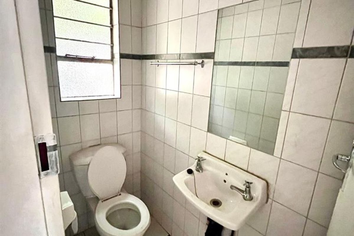 Spacious Celtisdal Townhouse for Sale - Photo 5