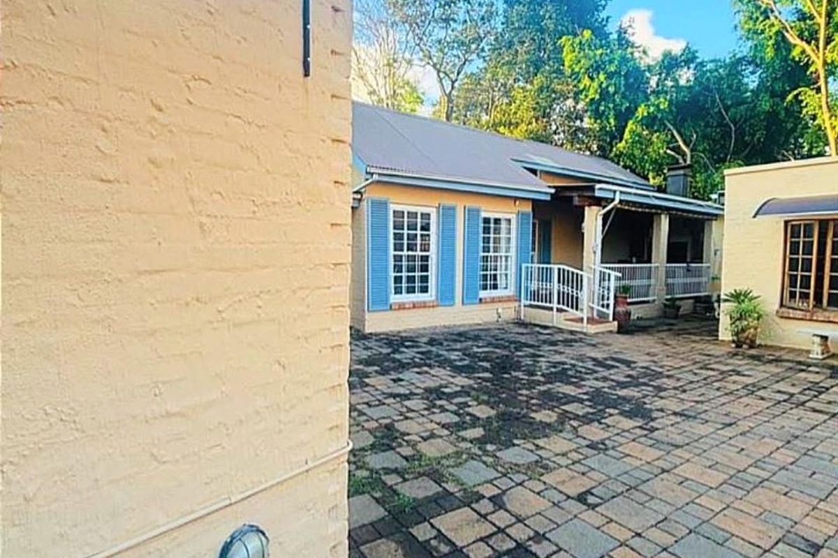 Spacious En-Suite Room to Let, perfectly located  - Photo 2