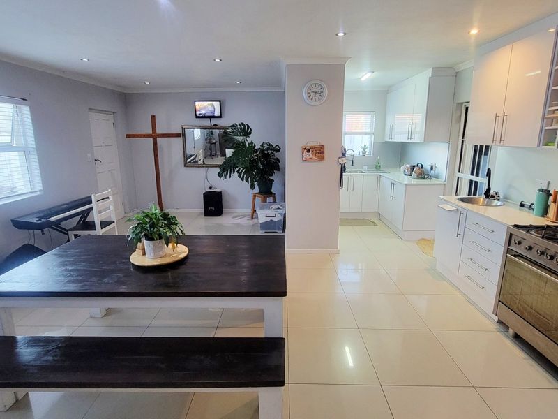 Finally a place you can call Home...  - Photo 7