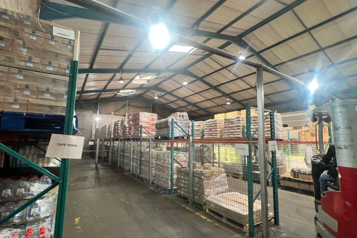 PRIME 2967m2 INDUSTRIAL GEM IN KILLARNEY GARDENS – READY FOR OCCUPANCY 1 June - Photo 3