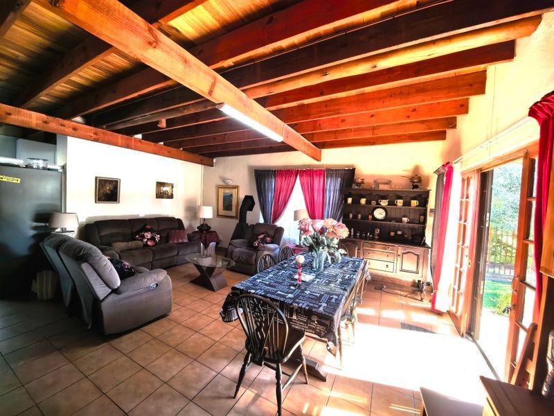 Spacious Family or Holiday Home with Endless Potential in Vaal Marina - Photo 10