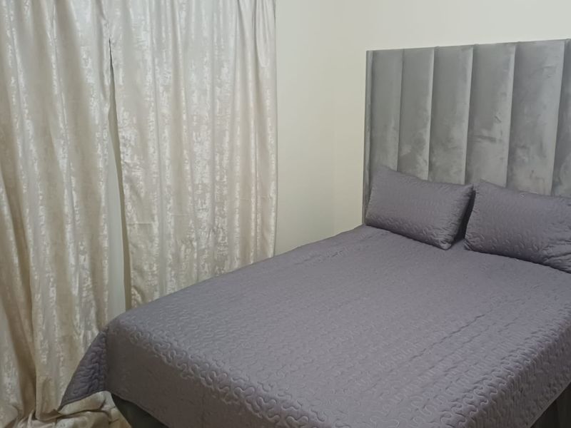 Effortless Living in Kempton Park Flat - Photo 5