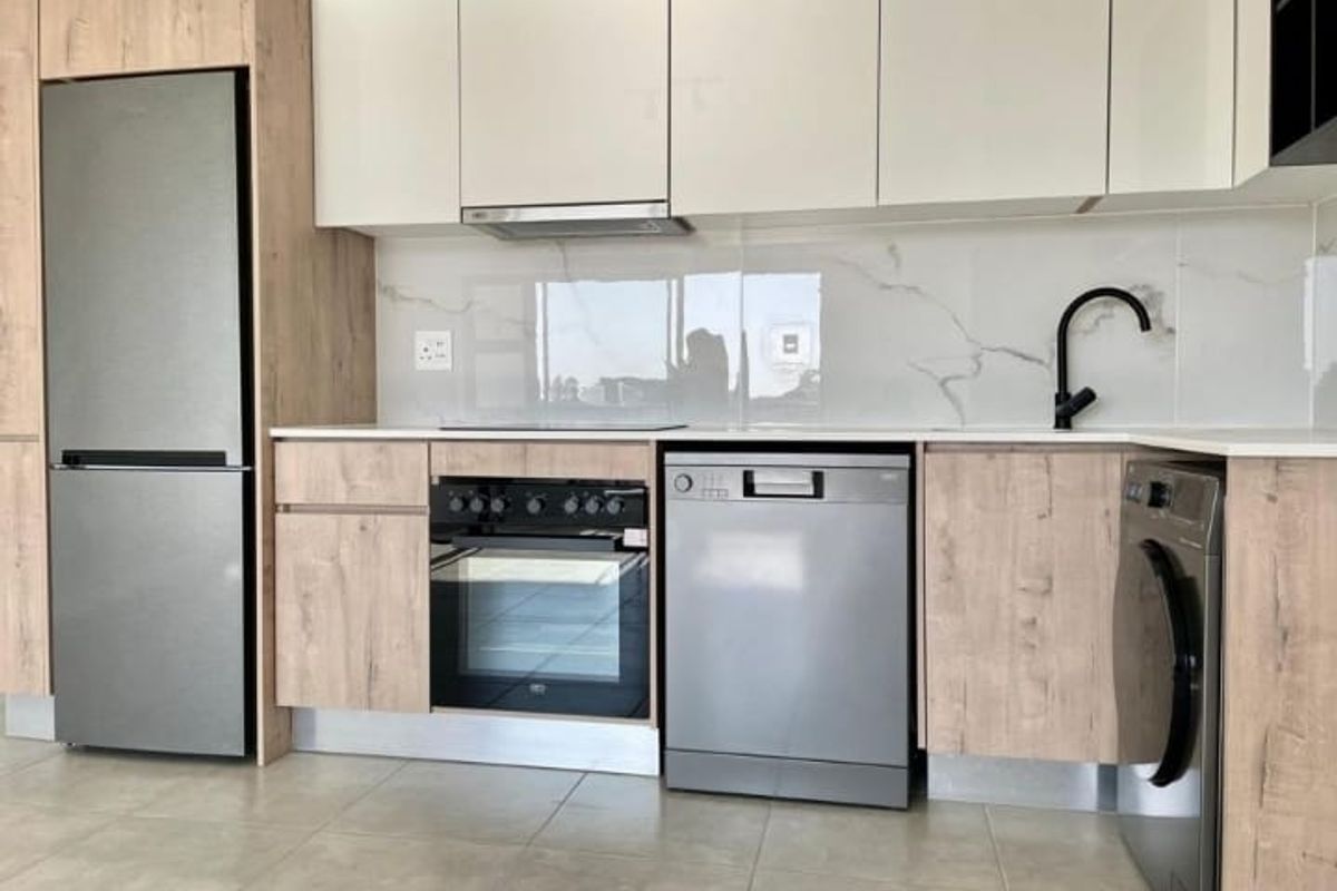 Stylist 1 Bedroom Lux Apartment to rent in Munyaka, Waterfall City Midrand  - Photo 3