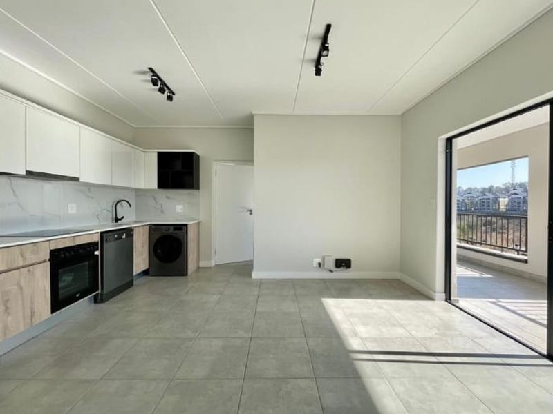 Stylist 1 Bedroom Lux Apartment to rent in Munyaka, Waterfall City Midrand  - Photo 10