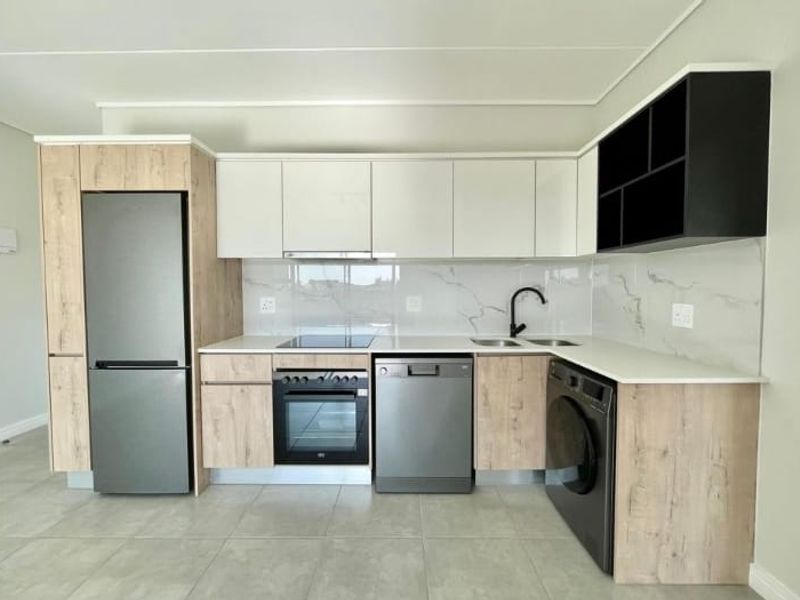 Stylist 1 Bedroom Lux Apartment to rent in Munyaka, Waterfall City Midrand  - Photo 2