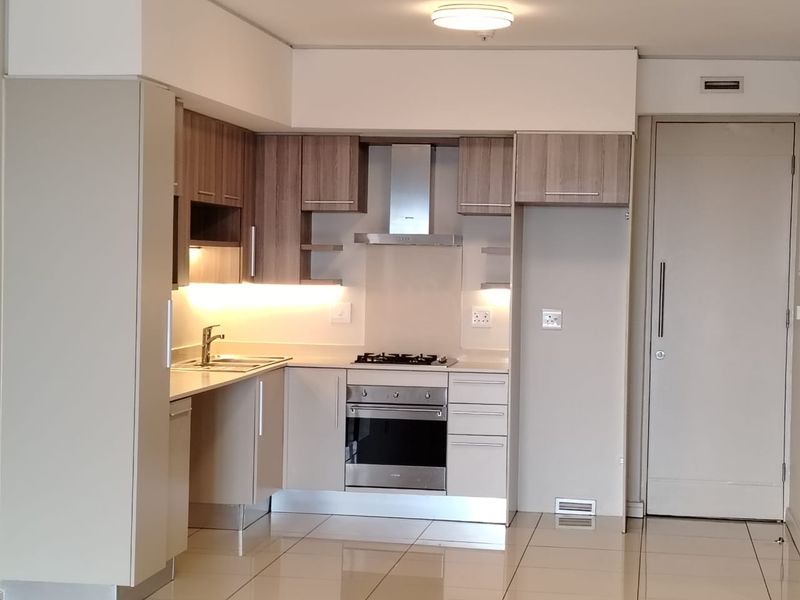 Stunning 2 Bedroom to rent in Rosebank, Sandton  - Photo 3