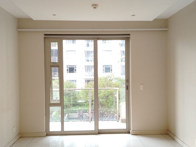 Sleek 2 Bedroom Apartment to rent in Rosebank, Sandton  - Photo 6