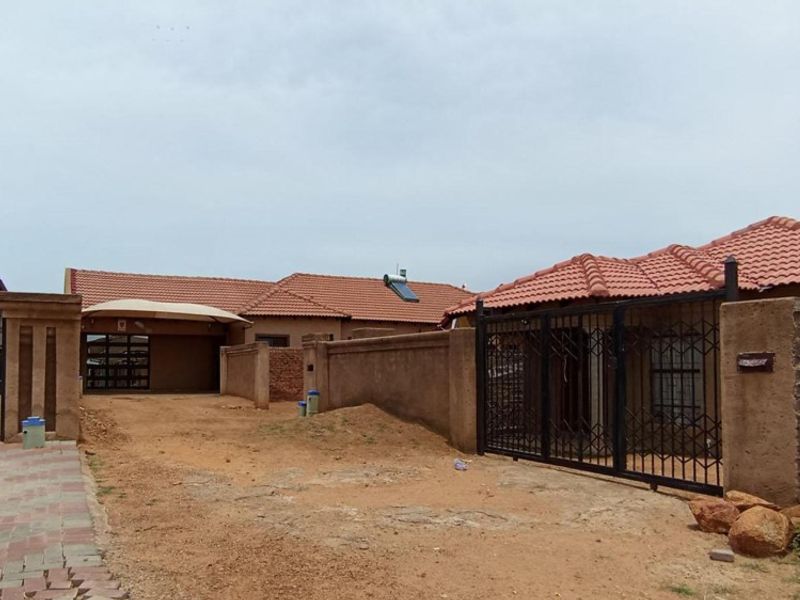 House for Sale - Photo 3