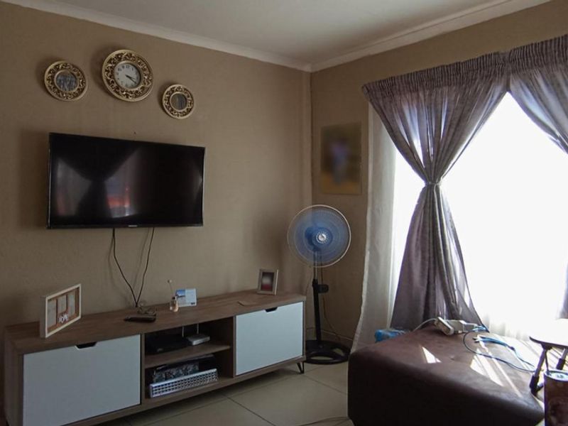 House for Sale - Photo 8