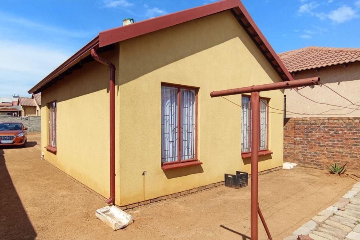 House for Sale - Photo 2