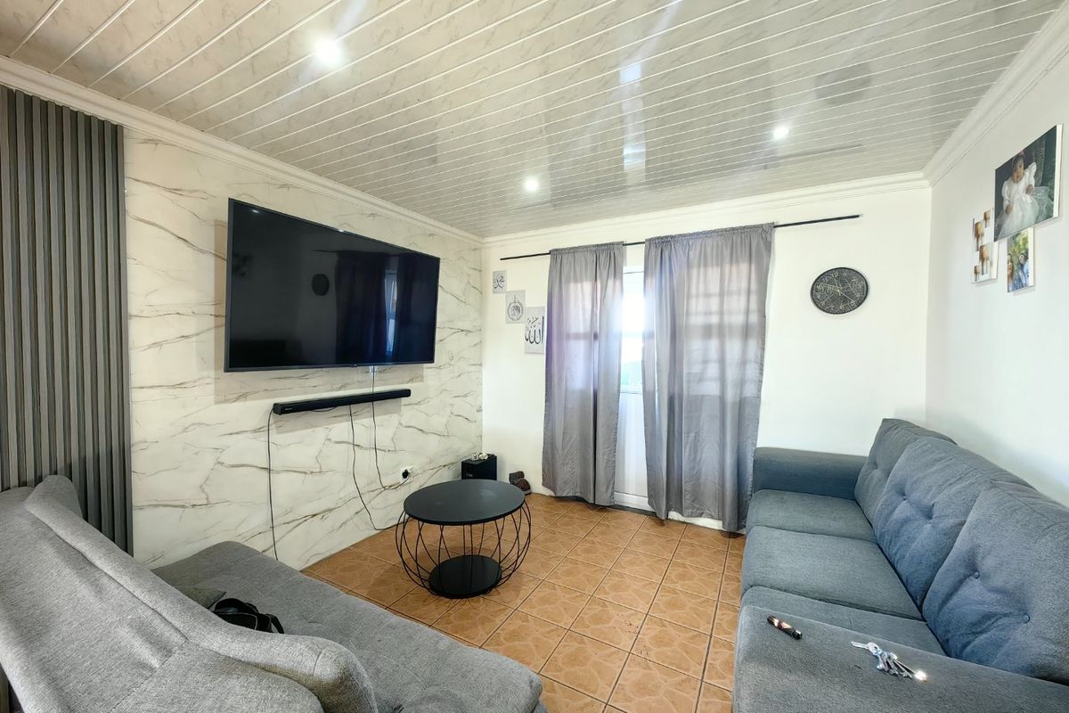 Location, Location , Location!!! - Photo 5