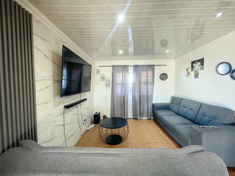 Location, Location , Location!!! - Photo 4