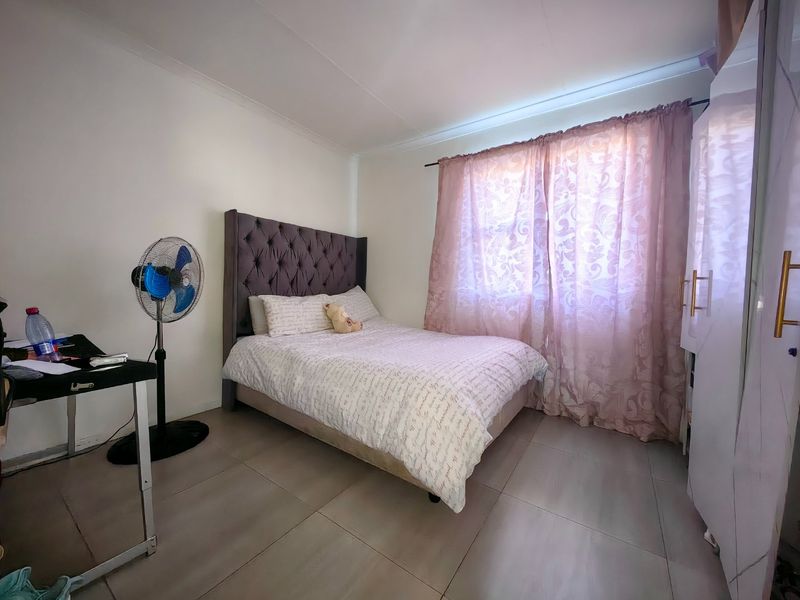 Location, Location , Location!!! - Photo 6