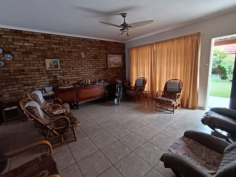 2 Bedroom Townhouse for sale in Flimieda - Photo 10