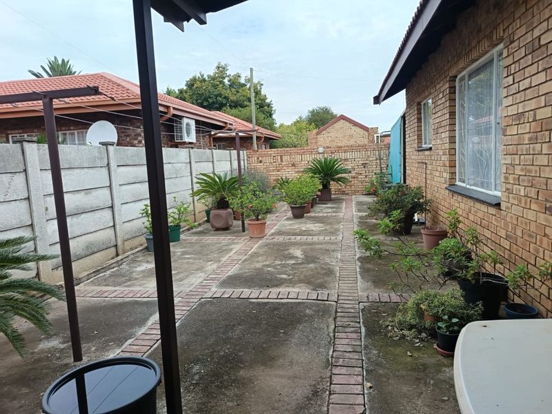 2 Bedroom Townhouse for sale in Flimieda - Photo 9