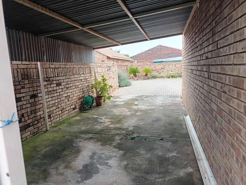 2 Bedroom Townhouse for sale in Flimieda - Photo 7