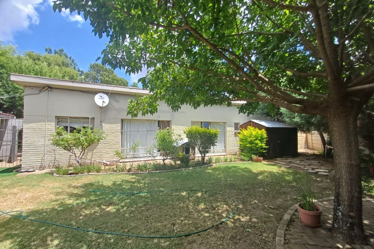 Elegant Family Haven with Income Potential in Sought-After Wilkoppies - Photo 5