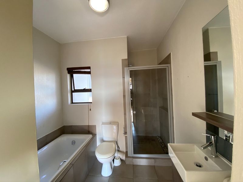 1 Bedroom Apartment for Rent in Beverley Fourways - Photo 10