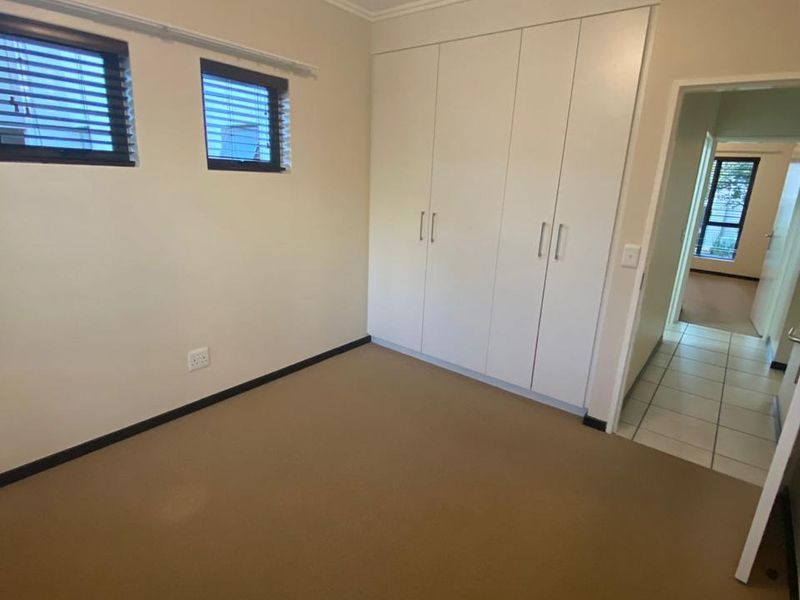 Modern and Private apartment! Not pet friendly. - Photo 9