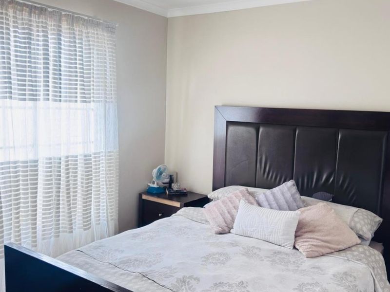 Three bedrooms for sale at sky city  - Photo 4