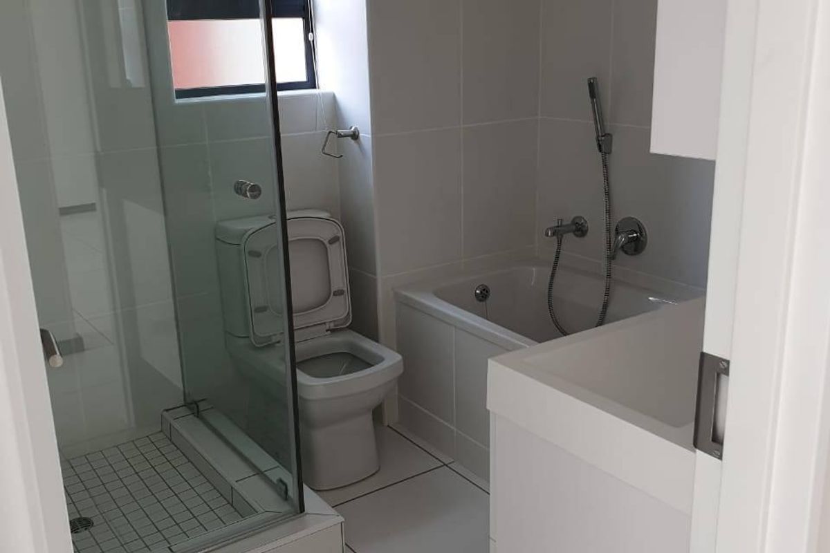 2-Bedroom Apartment Forsale  Craigavon, Sandton - Photo 4