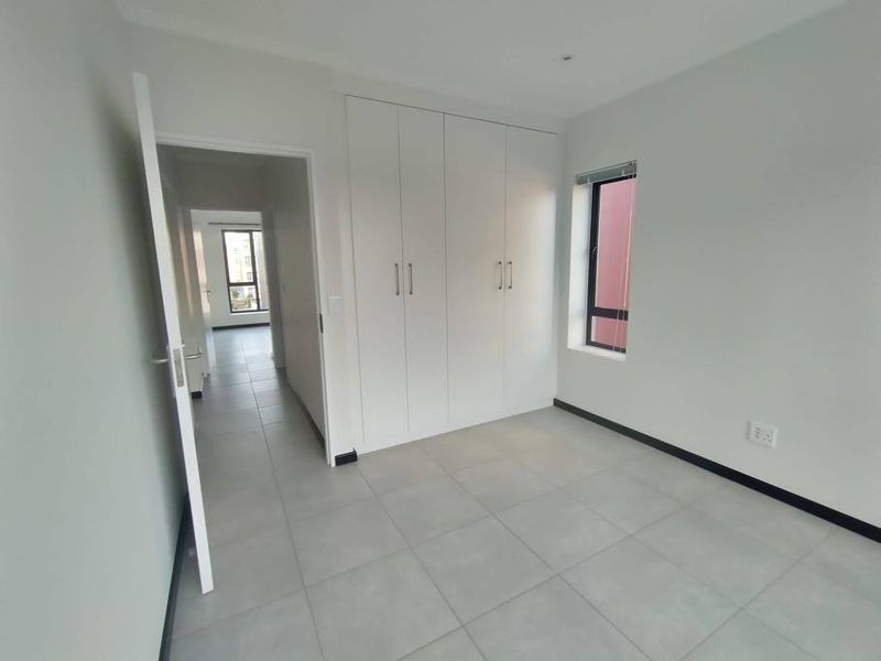 2-Bedroom Apartment Forsale  Craigavon, Sandton - Photo 6