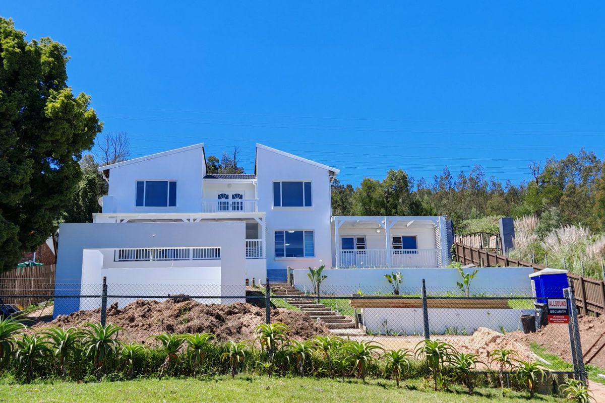 YOU DECIDE ,THREE OF FOUR BEDROOMS, RENOVATED AND MODERN - Photo 2