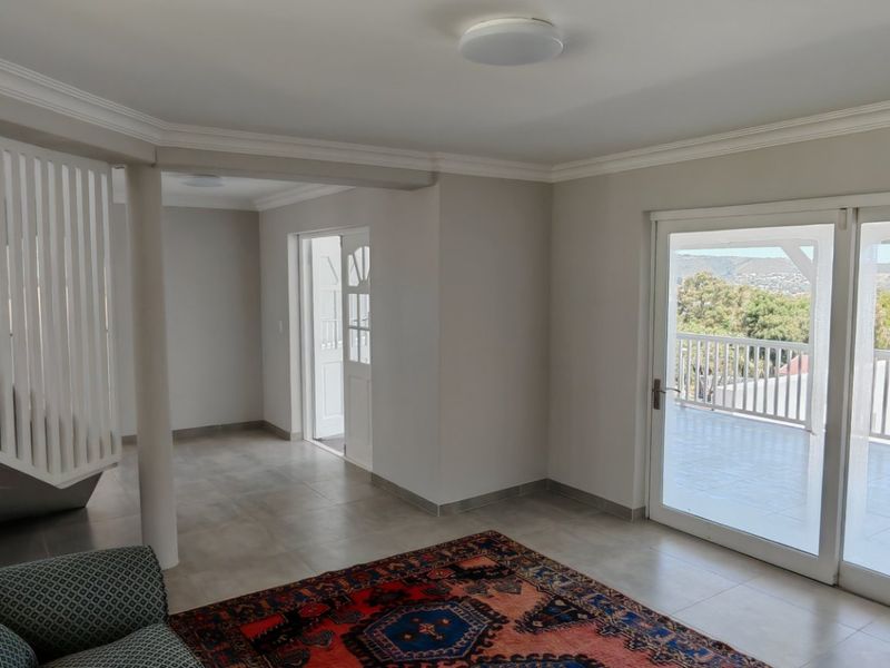 YOU DECIDE ,THREE OF FOUR BEDROOMS, RENOVATED AND MODERN - Photo 7