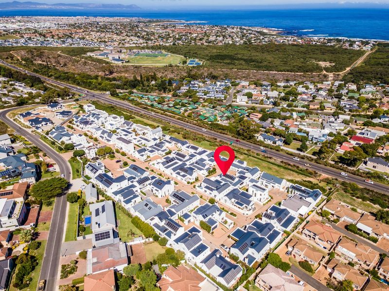 Luxury Coastal Living between mountain and Sea - Immaculate home in Negester Noord - Photo 2