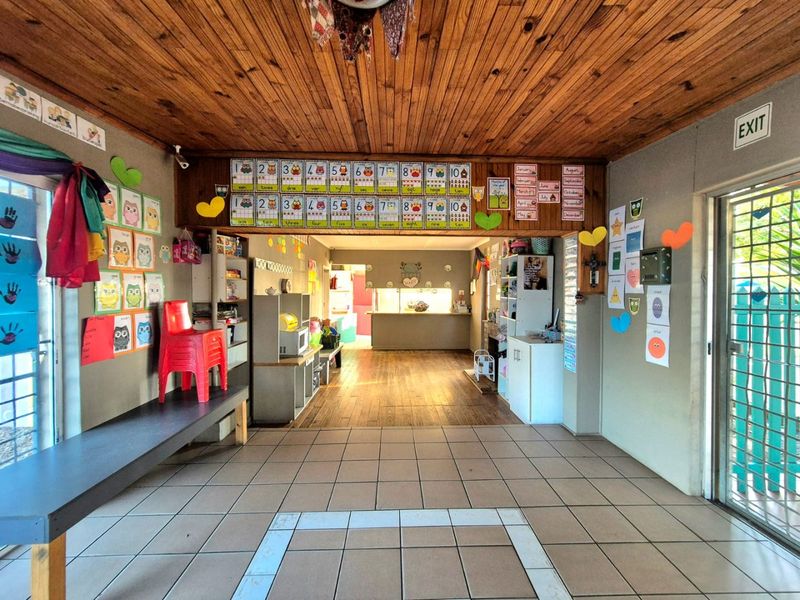 Central dual-living property or investment opportunity - Photo 6