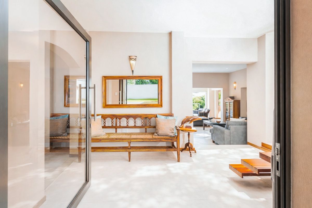 Caribbean Beach Home Offering Resort-Style Living - Photo 4