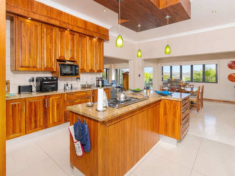 Caribbean Beach Home Offering Resort-Style Living - Photo 9