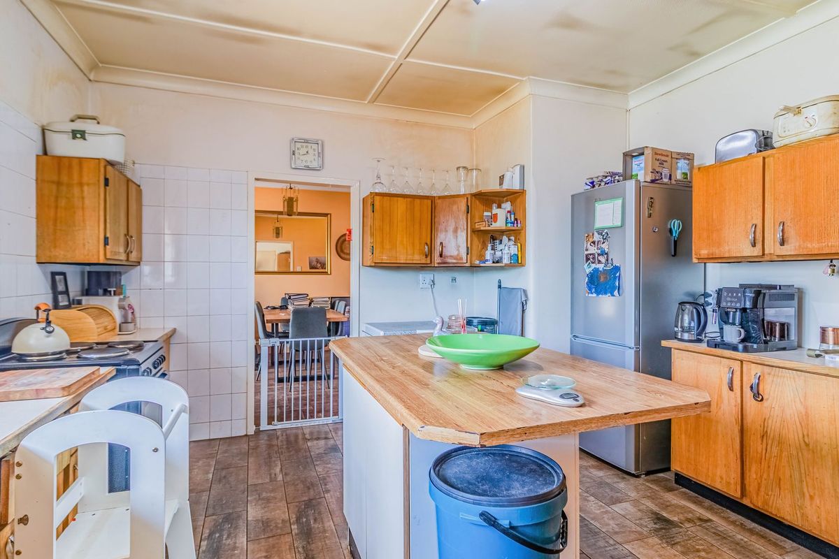 Soon to be Boomed - Corner Home. - Photo 2