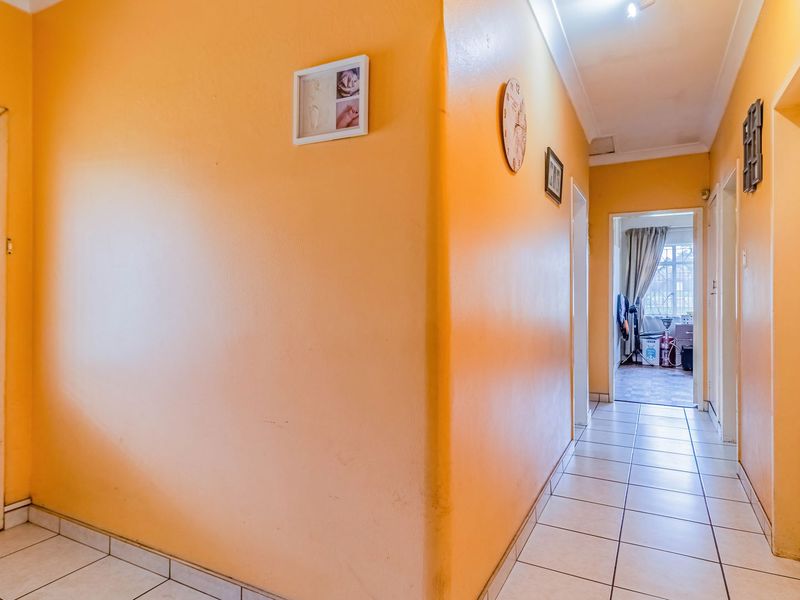 Soon to be Boomed - Corner Home. - Photo 9