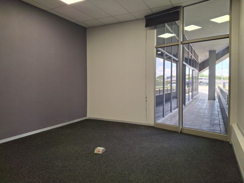 Premium Office Space Available at Byls Bridge – Rent Direct from the Landlord! - Photo 10