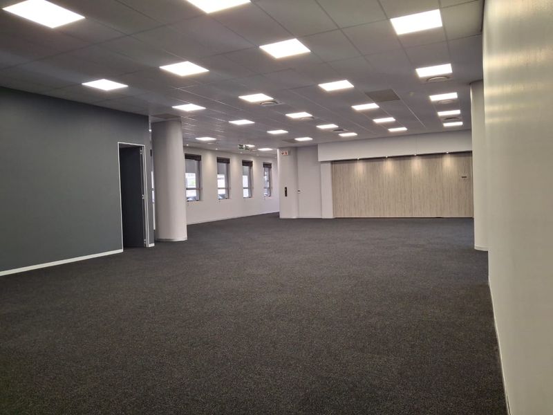 Premium Office Space Available at Byls Bridge – Rent Direct from the Landlord! - Photo 8