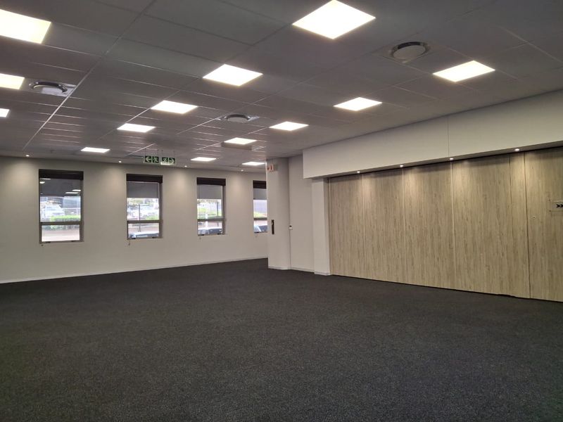 Premium Office Space Available at Byls Bridge – Rent Direct from the Landlord! - Photo 6