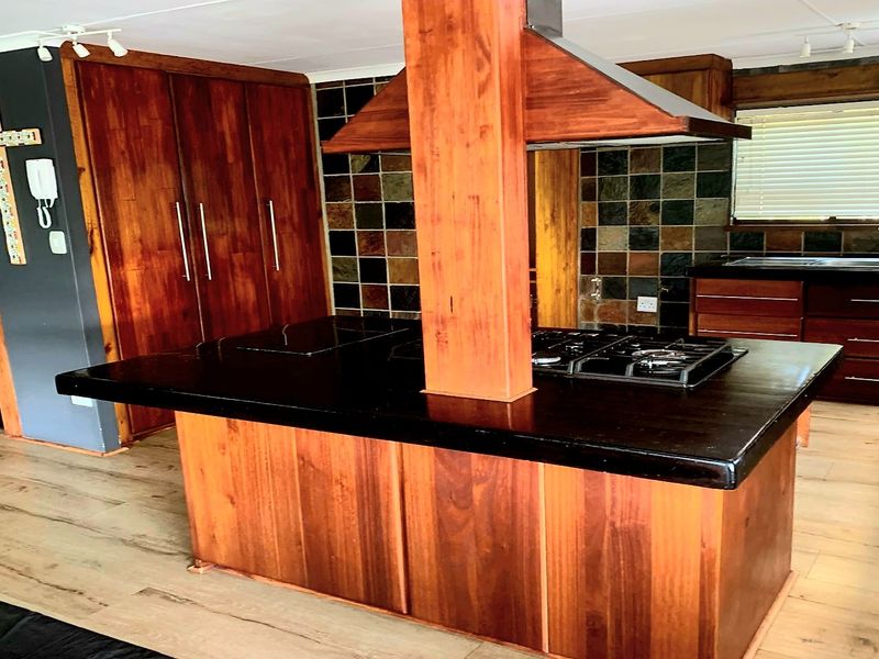 Spacious Family Home in Sedgefield with Pool and Entertainment Deck - Photo 4